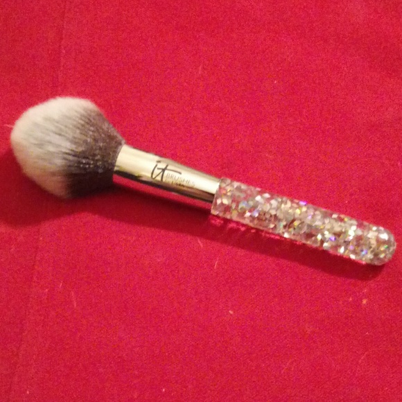 IT COSMETICS MAKEUP BRUSHES FOR ULTA - Picture 3 of 4